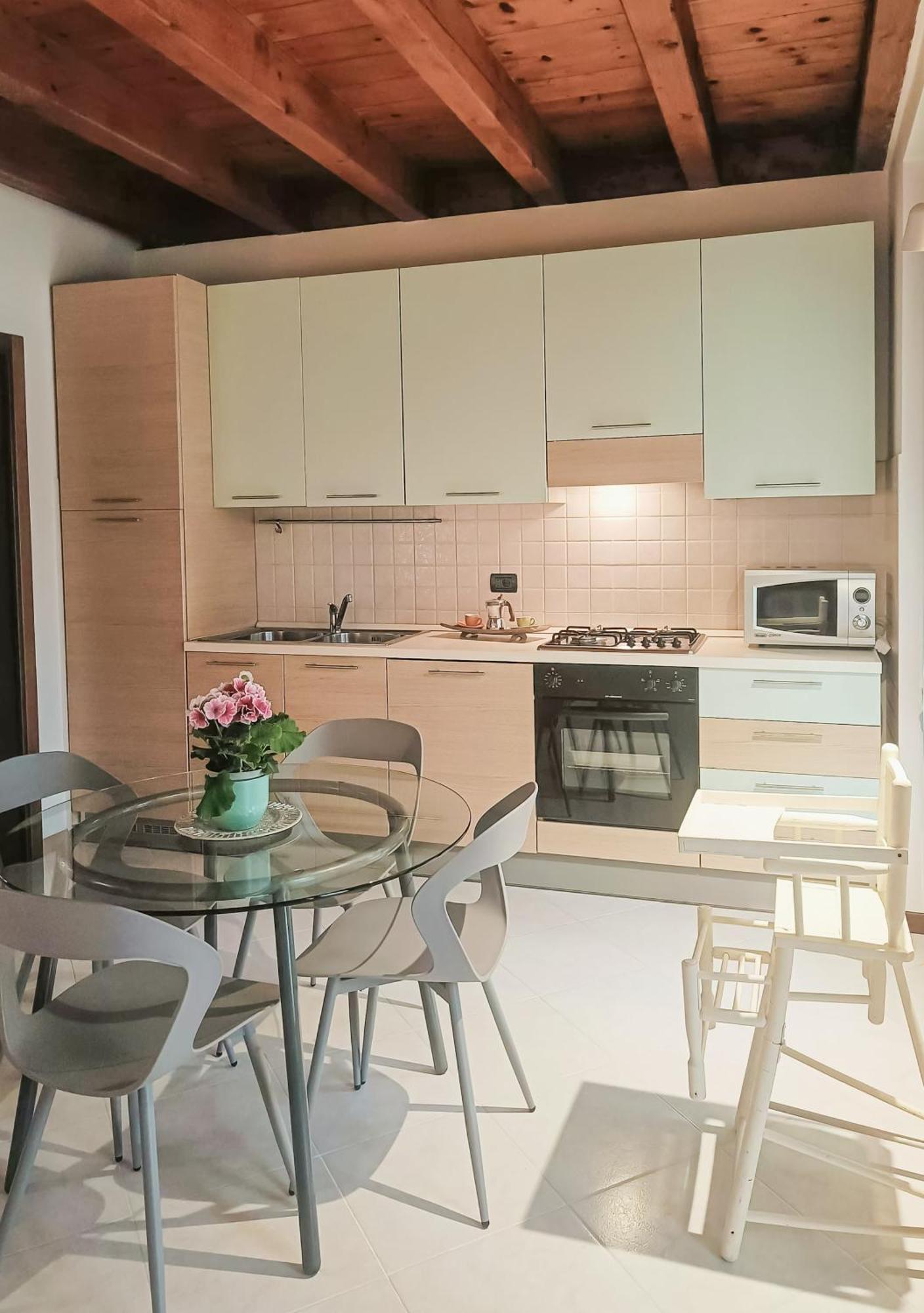 Picnic Apartment Salionze Exterior photo
